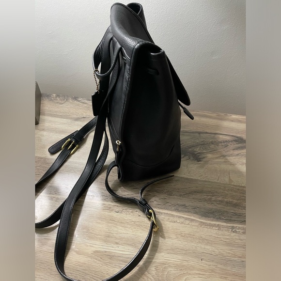Vintage Coach Black Leather Backpack 9791 turnlock - Picture 3 of 14